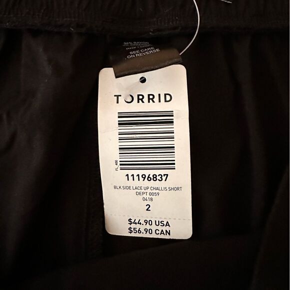 Torrid black pull on shorts - Picture 6 of 10